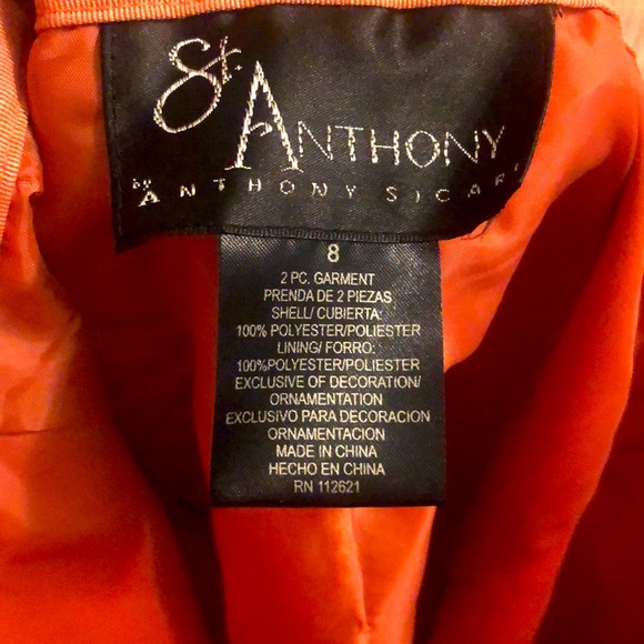 Designer 2pc Suit by St. Anthony Signature, Sz 8, Peach Color, Blazer & Skirt. - Picture 7 of 11